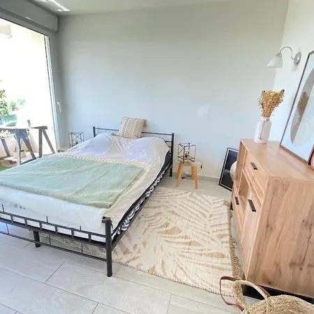 Bright T2 With Parking And Balcony * La Rochelle (Charente-Maritime)